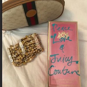 JUICY COUTURE